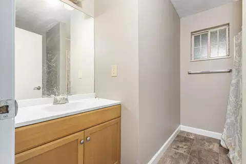 Bath - 1222-1224 E Henry Clay Ave, Covington, KY 41011 photo 1 of 4