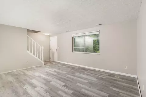 Living - 1222-1224 E Henry Clay Ave, Covington, KY 41011 photo 1 of 7
