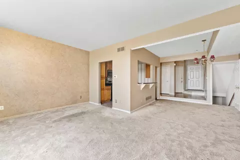 Living - 1002 Hackney Ct, Florence, KY 41042 photo 5 of 7