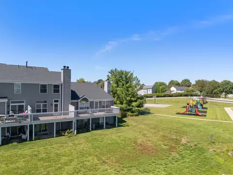 View/Area - 1002 Hackney Ct, Florence, KY 41042 photo 2 of 6