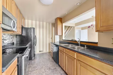 Kitchen - 1002 Hackney Ct, Florence, KY 41042 photo 1 of 3