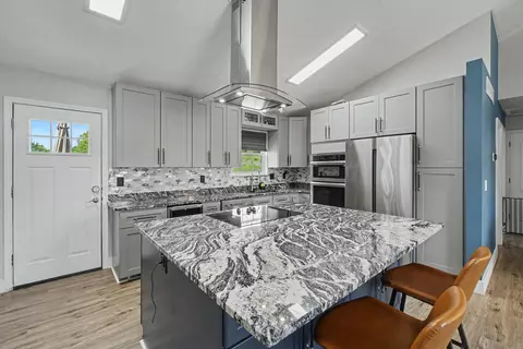 Kitchen - 582 Berlander Dr, Independence, KY 41051 photo 1 of 2