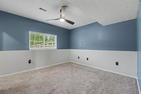 Bedroom - 582 Berlander Dr, Independence, KY 41051 photo 3 of 3
