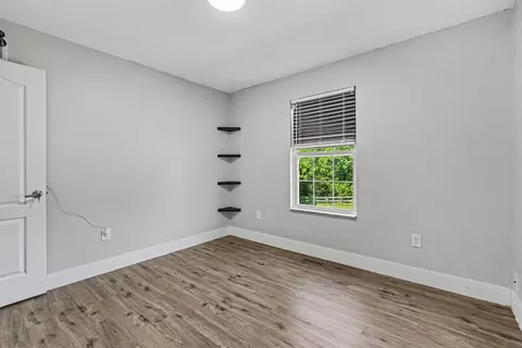 Bedroom - 582 Berlander Dr, Independence, KY 41051 photo 2 of 3