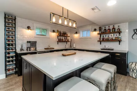 Kitchen - 939 Greenview Ct, Villa Hills, KY 41017 photo 4 of 5