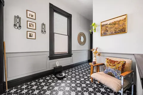 Entry Way - 210 E 8th St, Covington, KY 41011 photo 4 of 4