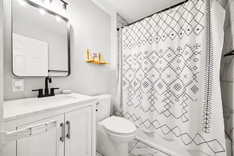 Bath - 210 E 8th St, Covington, KY 41011 photo 3 of 3