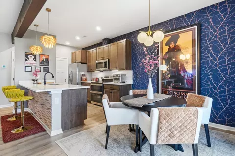 Dining - 3901 Volterra Ln, Covington, KY 41017 photo 2 of 2