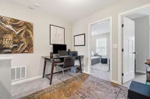 Entry Way - 3901 Volterra Ln, Covington, KY 41017 photo 1 of 4