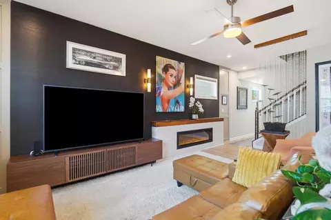 Living - 3901 Volterra Ln, Covington, KY 41017 photo 5 of 5
