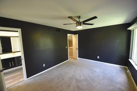Bedroom - 822 Deena Dr, Villa Hills, KY 41017 photo 2 of 6