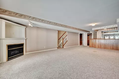 Living - 566 Palmer Ct, Crestview Hills, KY 41017 photo 10 of 10