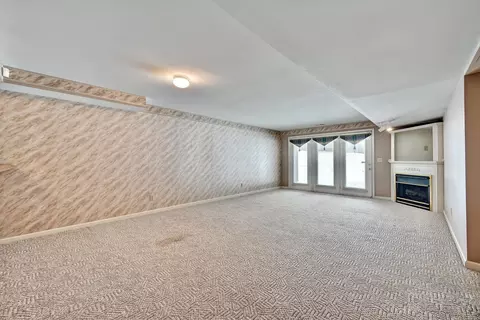 Living - 566 Palmer Ct, Crestview Hills, KY 41017 photo 8 of 10