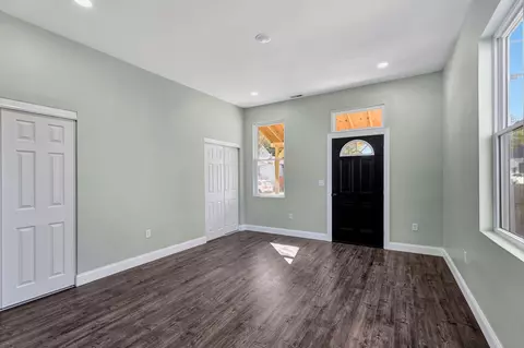 Living - 1302 Russell St, Covington, KY 41011 photo 1 of 5