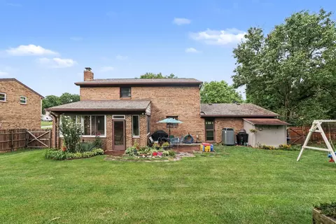 Exterior - 803 Dalewood Dr, Villa Hills, KY 41017 photo 7 of 9