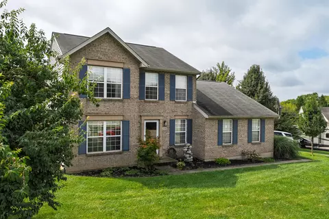 1039 Falcon Ct, Independence, KY 41051