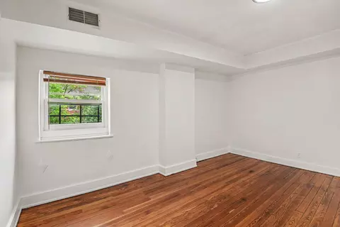 Bedroom - 202 Athey St #2A, Covington, KY 41011 photo 4 of 5