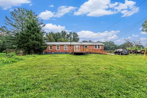 Exterior - 7469 E Bend Rd, Burlington, KY 41005 photo 5 of 9