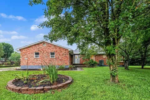 Exterior - 7469 E Bend Rd, Burlington, KY 41005 photo 7 of 9
