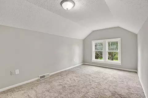 Bedroom - 48 Ridgeway Ave, Florence, KY 41042 photo 5 of 6