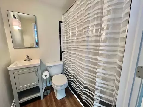 Bath - 102 Tando Way, Covington, KY 41017 photo 2 of 3