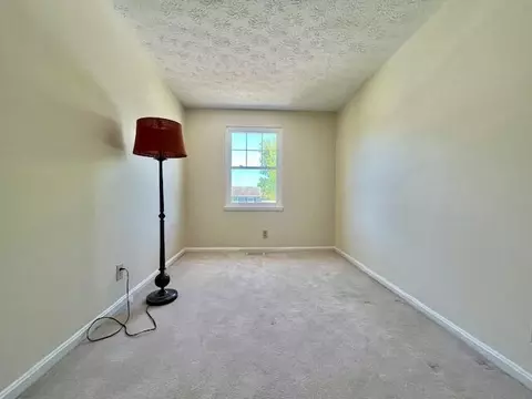 Bedroom - 102 Tando Way, Covington, KY 41017 photo 2 of 6