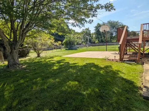 Exterior - 102 Tando Way, Covington, KY 41017 photo 5 of 6