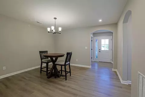 Dining - 2467 Bella Rdg, Fort Mitchell, KY 41017 photo 1 of 3