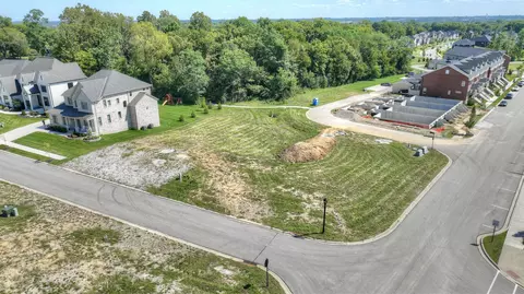2643 White Pine Dr, Villa Hills, KY 41017