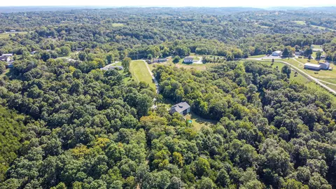 15538 Gardnersville Rd, Demossville, KY 41033