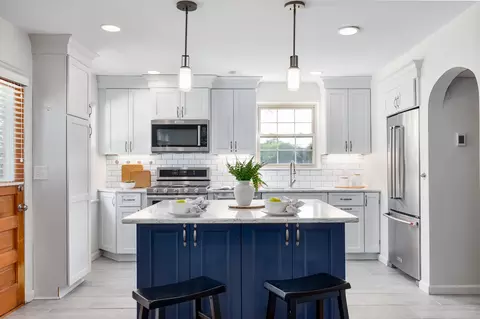 Kitchen - 90 Arcadia Ave, Lakeside Park, KY 41017 photo 1 of 5