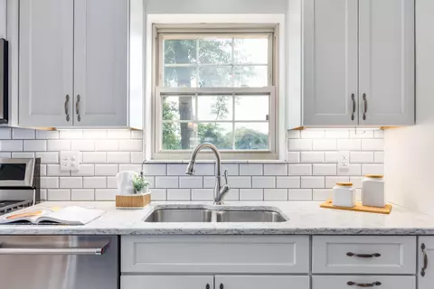 Kitchen - 90 Arcadia Ave, Lakeside Park, KY 41017 photo 3 of 5