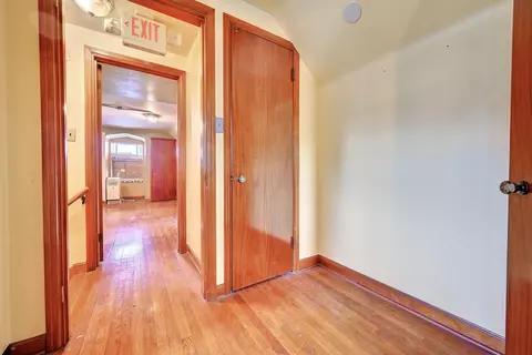 Entry Way - 4029 Alexandria Pike, Cold Spring, KY 41076 photo 4 of 4
