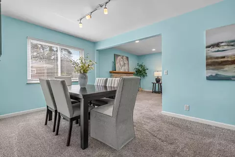 Dining - 1593 Marcella Dr, Fort Wright, KY 41011 photo 2 of 3