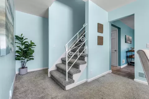 Entry Way - 1593 Marcella Dr, Fort Wright, KY 41011 photo 2 of 2