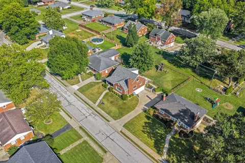 View/Area - 1593 Marcella Dr, Fort Wright, KY 41011 photo 3 of 3