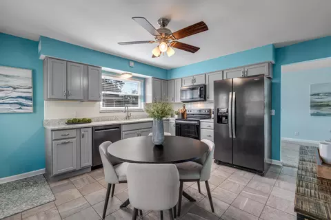 Kitchen - 1593 Marcella Dr, Fort Wright, KY 41011 photo 3 of 3