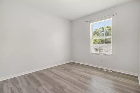 Bedroom - 2067 Gribble Dr, Fort Mitchell, KY 41017 photo 5 of 5