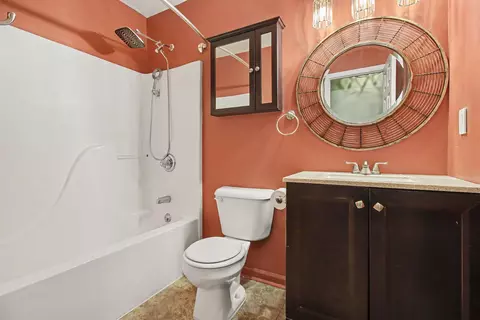 Bath - 2067 Gribble Dr, Fort Mitchell, KY 41017 photo 2 of 3