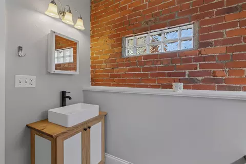 Bath - 109 E 8th St, Covington, KY 41011 photo 1 of 3