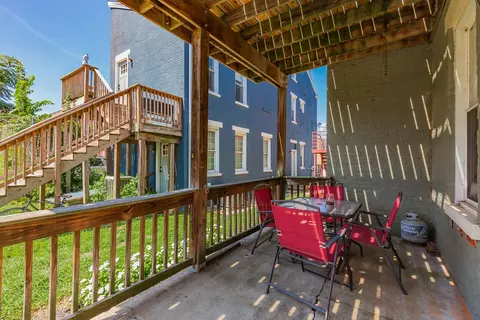 Exterior - 109 E 8th St, Covington, KY 41011 photo 1 of 4