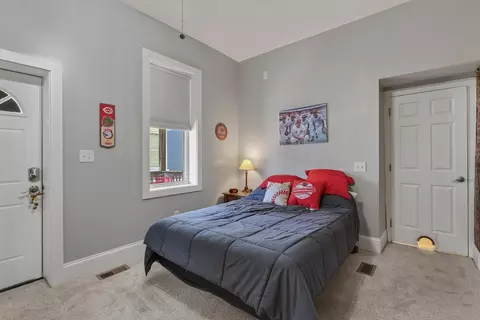 Bedroom - 109 E 8th St, Covington, KY 41011 photo 1 of 3