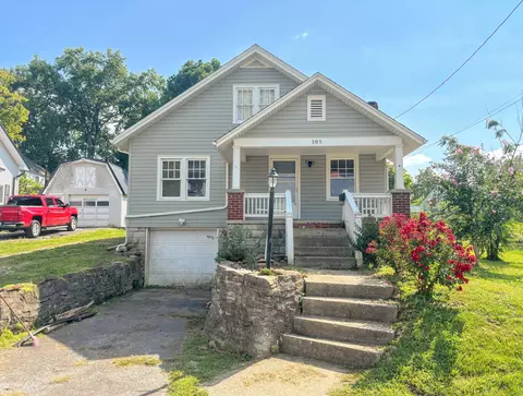 305 E 4th St, Falmouth, KY 41040