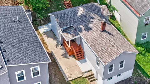 1207 John St, Covington, KY 41016