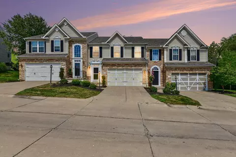 130 Brushwood Dr, Fort Thomas, KY 41071