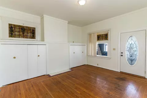 326 W 11th St, Newport, KY 41071