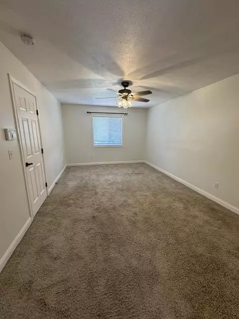 Bedroom - 10008 Wild Cherry Dr, Union, KY 41091 photo 2 of 8