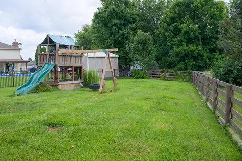 Exterior - 10008 Wild Cherry Dr, Union, KY 41091 photo 7 of 8