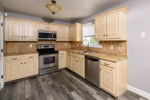 Kitchen - 10008 Wild Cherry Dr, Union, KY 41091 photo 1 of 3