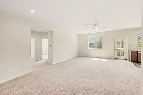 Living - 1305 Ruby Hill Ln, Florence, KY 41042 photo 1 of 5
